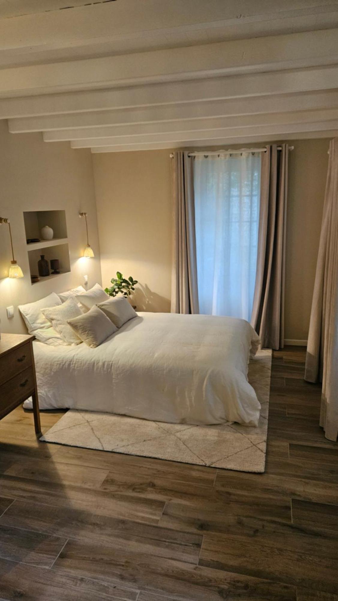Le Prieure Barfleur Bed & Breakfast ภายนอก รูปภาพ